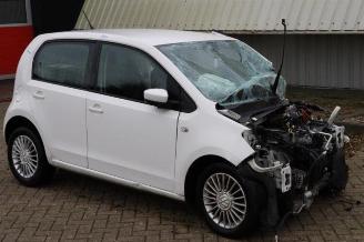 Salvage car Volkswagen Up! Up! (121), Hatchback, 2011 1.0 12V 60 2013/12