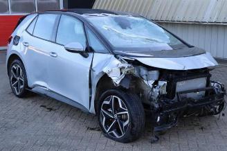 Salvage car Volkswagen ID.3 ID.3 (E11/E12), Hatchback 5-drs, 2019 Pro S 77 kWh 2022/2