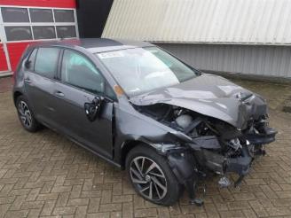 Vrakbiler auto Volkswagen Golf Golf VII (AUA), Hatchback, 2012 / 2021 1.0 TSI 12V BlueMotion 2019/6