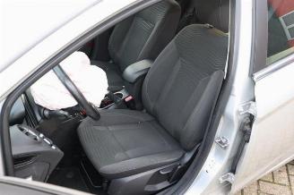 Ford Fiesta Fiesta 6 (JA8), Hatchback, 2008 / 2018 1.0 EcoBoost 12V 100 picture 25