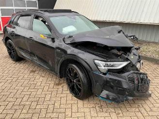 Salvage car Audi E-tron e-tron (GEN), SUV, 2018 / 2023 55 quattro 2019/11