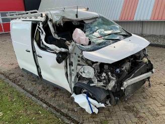 Auto da rottamare Peugeot Expert Expert (V1/VA/VB/VE/VF/VT/VY), Van, 2016 1.5 BlueHDi 100 2019/8