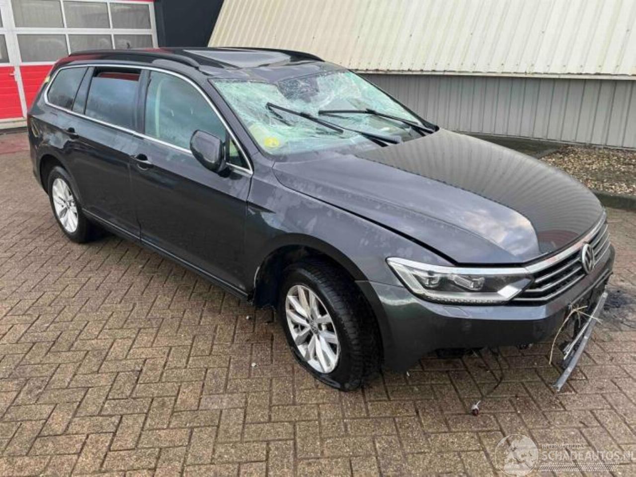 Volkswagen Passat Passat Variant (3G5), Combi, 2014 / 2024 1.6 TDI 16V