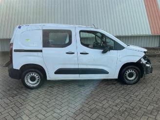 Peugeot Partner Partner (EA//EF/EN/EU), Van, 2018 1.5 BlueHDi 100 picture 2