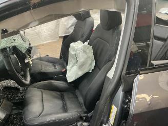 Tesla Model Y Model Y, SUV, 2025 RWD 58 kWh, Long Range RWD 75 kWh picture 9