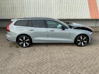 Volvo V-60 V60 II (ZW), Combi, 2018 2.0 B3 16V Mild Hybrid picture 2