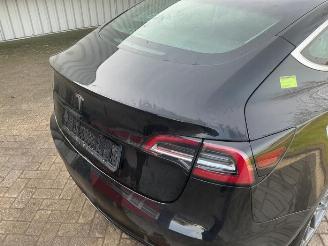 Tesla Model 3 Model 3, Sedan, 2017 Standard RWD Plus 60 kWh picture 32