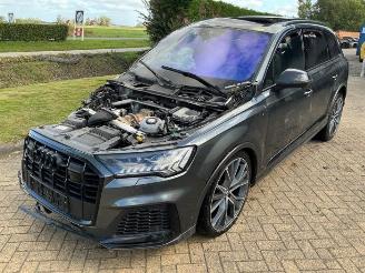 Salvage car Audi Q7 Q7 (4MB/4MG), SUV, 2015 3.0 V6 24V 55 TFSI Mild Hybrid 2020/9