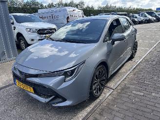 uszkodzony samochody osobowe Toyota Corolla 1.8 HYBRID BUSINESS INTRO 2019/9