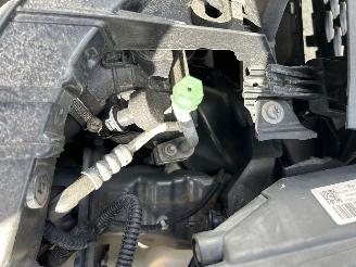 Ford C-Max 1.0 TITANIUM picture 5