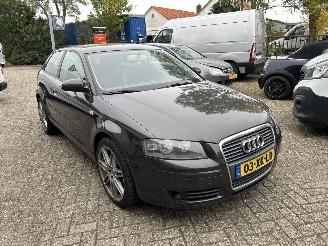 Voiture accidenté Audi A3 1.6 FSI ATTRACTION PRO LINE BUSINESS 2007/6