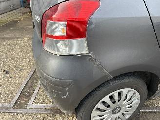 Toyota Yaris 1.3 VVTI ASPIRATION  AUTOMAAT picture 7