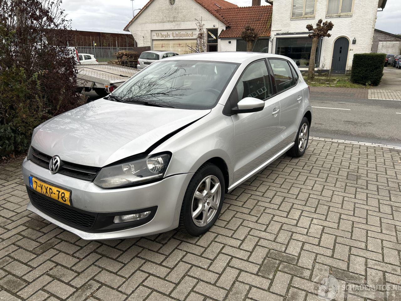 Volkswagen Polo 1.2 TSI BLEUMOTION EDITION +