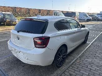 BMW 1-serie 114 I picture 4