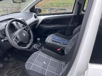 Peugeot 108 1.0 e-VTI BLEU LION picture 7