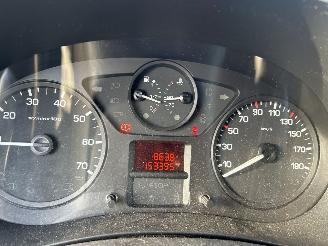 Peugeot Partner Tepee 1.6 XT picture 10