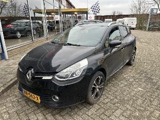 Auto incidentate Renault Clio ESTATE 0.9 TCE DYNAMIQUE 2013/9