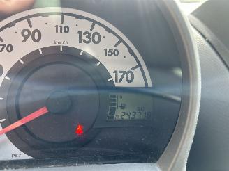 Toyota Aygo 1.0 12V ACCESS picture 10