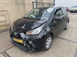 Toyota Aygo 1.0 VVT-I XFUN picture 4
