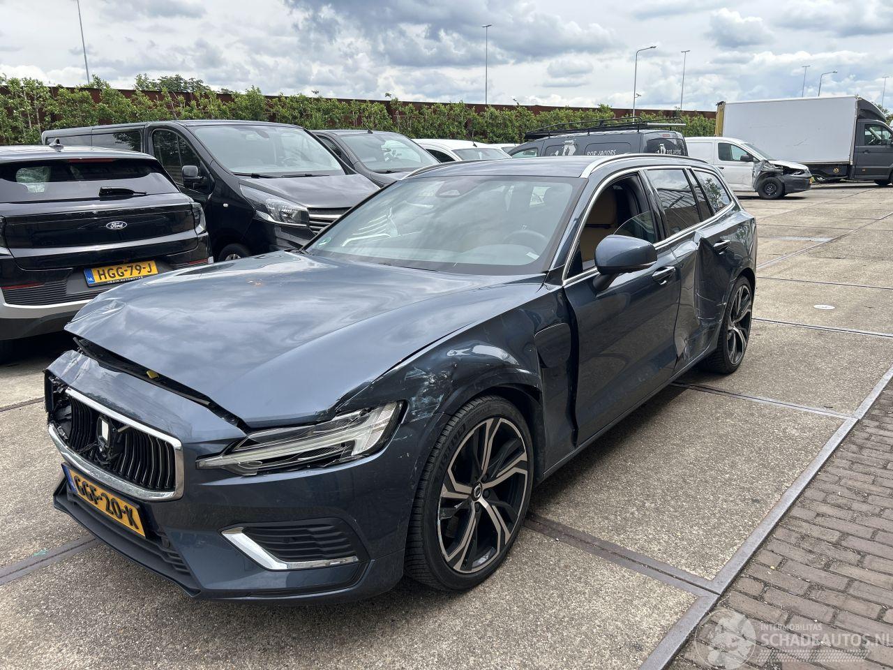 Volvo V-60 2.0 T6 PLUG IN HYBRID AWD PLUS BRIGHT