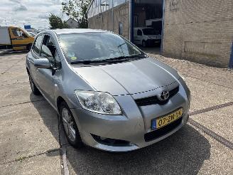uszkodzony samochody osobowe Toyota Auris 16  16V Dynamic Business 2008/4
