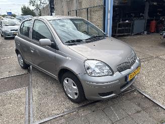  Toyota Yaris 1.3  16V    VVT-I 2004/5