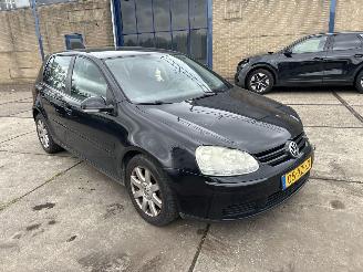 Vaurioauto  passenger cars Volkswagen Golf 1.4 OPTIVE 4 2007/11