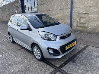 krockskadad bil auto Kia Picanto 1.0 CVVT COMFORT PACK 2011/7