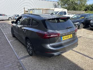 krockskadad bil auto Ford Focus 1.0 ECOBOOST HYBRID ST LINE 2022/11
