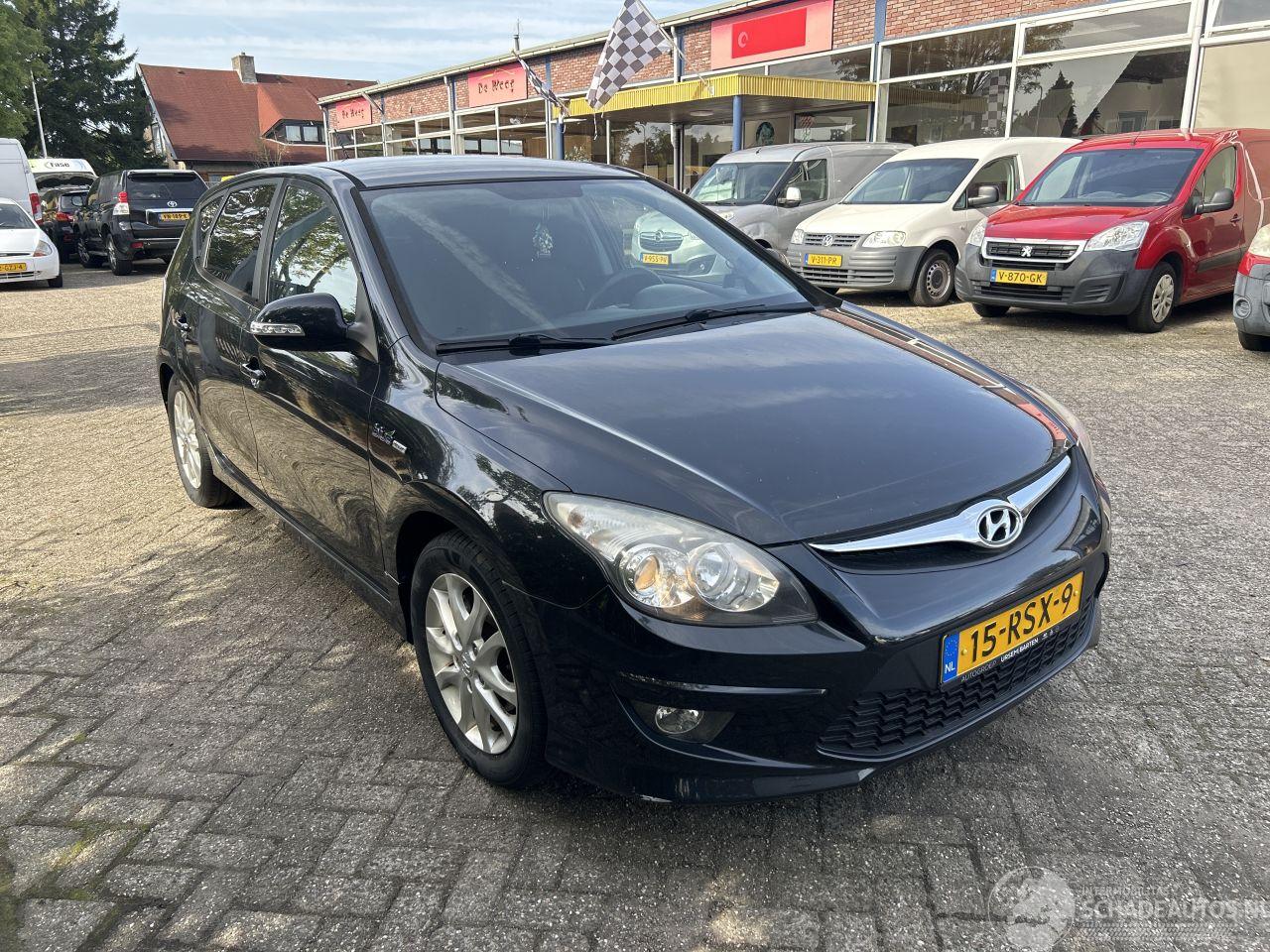 Hyundai I-30 1.6 I-MOTION