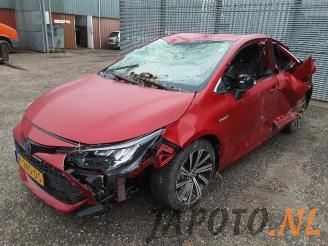 Salvage car Toyota Corolla Corolla (E21/EA1/EH1), Hatchback 5-drs, 2018 1.8 16V Hybrid 2020/12