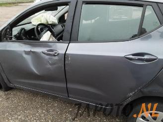 Hyundai I-10 i10 (B5), Hatchback, 2013 / 2019 1.0 12V picture 17