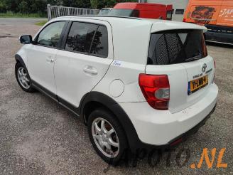 Toyota Urban Cruiser Urban Cruiser, SUV, 2009 / 2016 1.33 Dual VVT-I 16V 2WD picture 3