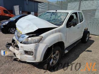 Sloopauto Isuzu D-Max D-Max (TFR/TFS), Pick-up, 2012 2.5 D Twin Turbo 2016/1
