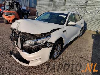 Vrakbiler auto Kia Optima Optima Sportswagon (JFF), Combi, 2016 / 2019 2.0 CVVL 16V 2017/11