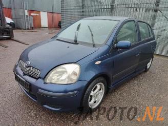 Auto da rottamare Toyota Yaris Yaris (P1), Hatchback, 1999 / 2005 1.3 16V VVT-i 2005/11
