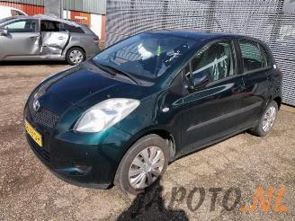 Auto da rottamare Toyota Yaris Yaris II (P9), Hatchback, 2005 / 2014 1.3 16V VVT-i 2007/3