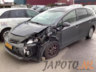 Auto da rottamare Toyota Prius Prius Plus (ZVW4), MPV, 2011 1.8 Hybrid 16V 2012/10