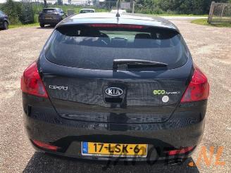 Kia Pro cee d Pro cee'd (EDB3), Hatchback 3-drs, 2008 / 2012 1.4 CVVT 16V picture 4