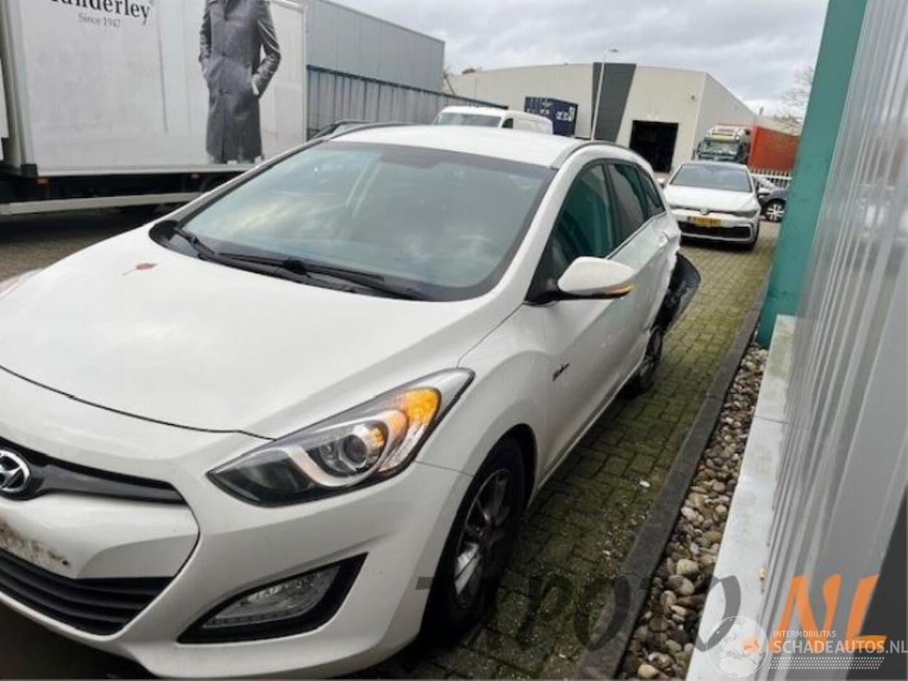 Hyundai I-30 i30 Wagon (GDHF5), Combi, 2012 1.6 GDI Blue 16V