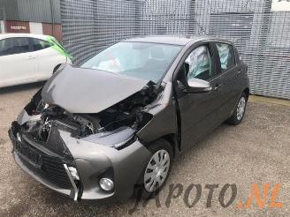 Auto da rottamare Toyota Yaris Yaris III (P13), Hatchback, 2010 / 2020 1.33 16V Dual VVT-I 2016/6