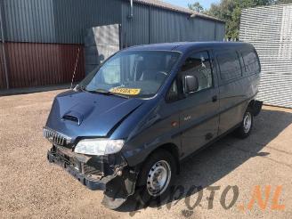 Auto da rottamare Hyundai H-200 H-1/H-200, Van, 1997 / 2008 2.5 Tdi 2006/11