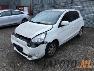 Auto da rottamare Mitsubishi Space-star Space Star (A0), Hatchback, 2012 1.0 12V 2013/2