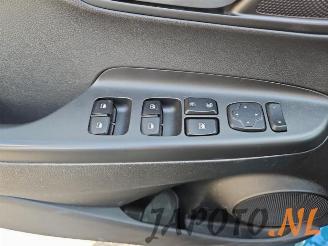 Hyundai Kona Kona (OS), SUV, 2017 / 2023 39 kWh picture 12