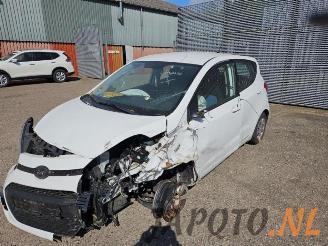 Salvage car Hyundai I-10 i10 (B5), Hatchback, 2013 / 2019 1.0 12V 2016/7