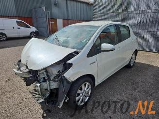 Démontage voiture Toyota Yaris Yaris III (P13), Hatchback, 2010 / 2020 1.5 16V Hybrid 2013/11
