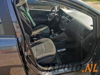 Kia Rio Rio III (UB), Hatchback, 2011 / 2017 1.2 CVVT 16V picture 9