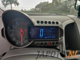 Chevrolet Aveo Aveo (300), Hatchback, 2006 / 2015 1.4 16V picture 12