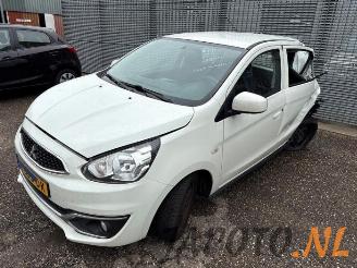 Coche siniestrado Mitsubishi Space-star Space Star (A0), Hatchback, 2012 1.0 12V 2020/8