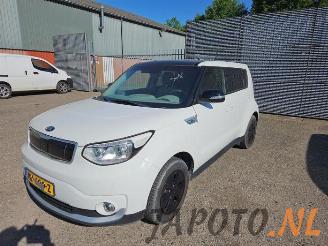 Coche siniestrado Kia Soul Soul II (PS), MPV, 2014 / 2018 EV 2016/1